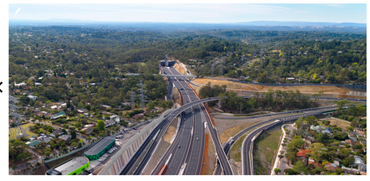Image of the EastLink Tollway at Mullum Mullum Tunnel looking towards the city.
